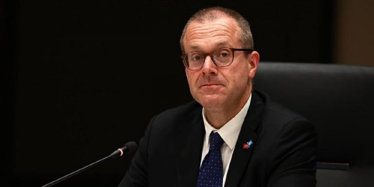 Dünya Sağlık Örgütü: Omicron’un yayılışı Delta’dan daha hızlı