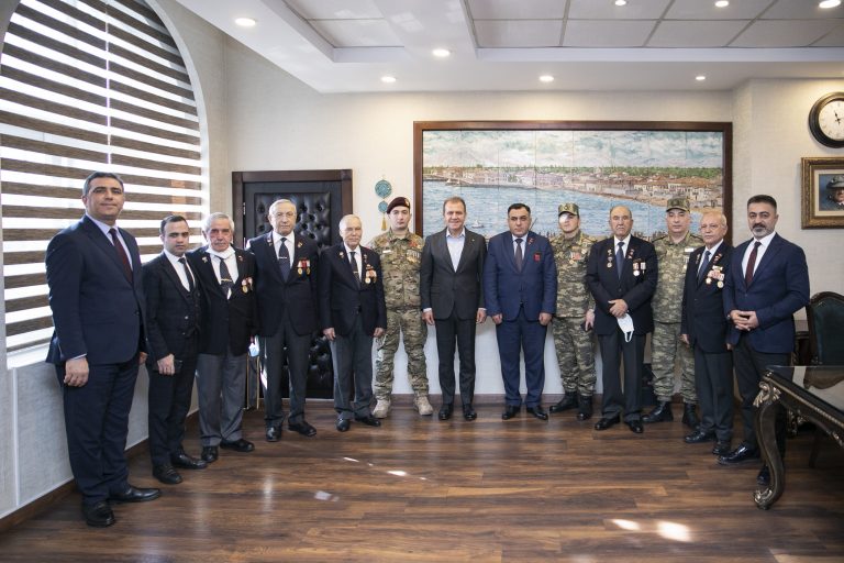 BAŞKAN SEÇER: “BİZİM KÜLTÜRÜMÜZDE ŞEHİDİNE, GAZİSİNE SAHİP ÇIKMAK VARDIR”