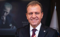 Mersin Büyükşehir Belediye Başkanı Vahap Seçer korana virüse yakalandı