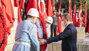 KURTULUŞUN 100. YIL HEYECANI TÜM MERSİN’İ SARDI