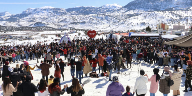 TOROSLAR KAR FESTİVALİ TÜRKİYE GÜNDEMİNDE