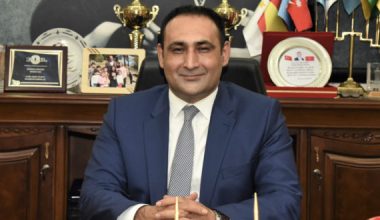BAŞKAN YILMAZ, TÜRKİYE’NİN EN BAŞARILI 3. İLÇE BELEDİYE BAŞKANI SEÇİLDİ