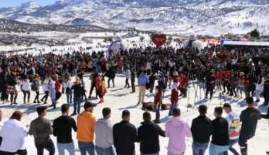 TOROSLAR 2. KAR FESTİVALİ’NİN İKİNCİ GÜNÜNDE COŞKU DAHA DA ARTTI