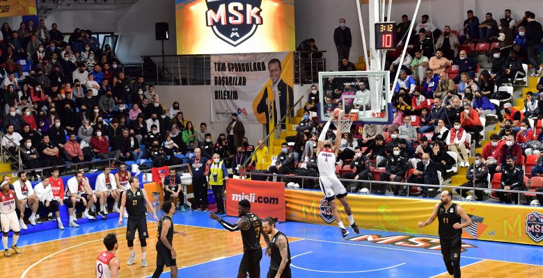 BÜYÜKŞEHİR MSK ERKEK BASKETBOL TAKIMI, BEYSU KONYASPOR’U 89-78 YENDİ