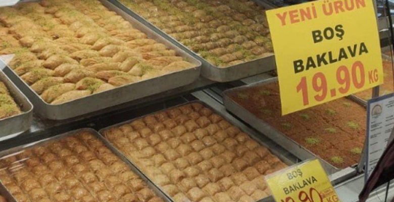 Sözcü yazarı Özdil: Cumhuriyetin içini boşaltırsan, geriye işte böyle boş baklava kalır!