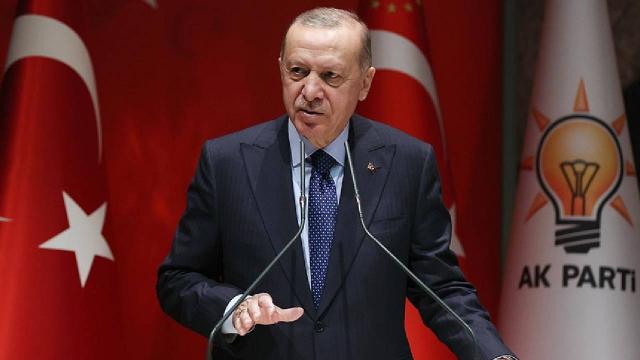 Erdoğan: 2018’den beri devam eden ekonomik dalgalanmalar özellikle de hayat pahalılığı sebebi ile böyle sıkıntılar yaşandığını biliyoruz