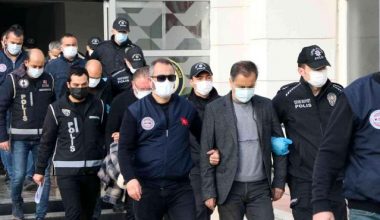 Mersin’de FETÖ şüphelisi 12 kişi adliyeye sevk edildi