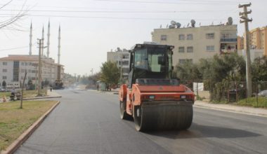 MERSİN BÜYÜKŞEHİR’İN TOROSLAR’DA YOL YENİLEME ÇALIŞMALARI SÜRÜYOR