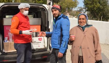 BÜYÜKŞEHİR BELEDİYESİ’NDEN ESHAB-I KEHF’DE KAYNAR İKRAMI