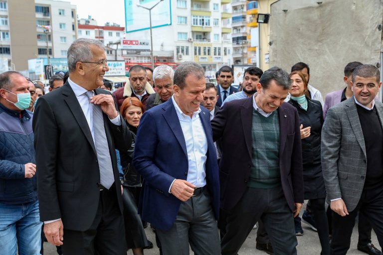 ÜÇ BAŞKAN MEZİTLİ’DE ESNAF VE VATANDAŞLARLA BULUŞTU