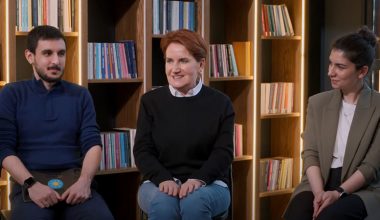 Meral Akşener gençleri dinledi: Bu hükümet Türk gençliğine bir gençlik borçlu