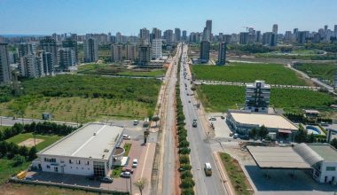 MERSİN BÜYÜKŞEHİR, 3. ÇEVRE YOLU YENİLEME ÇALIŞMALARINI BAŞLATTI