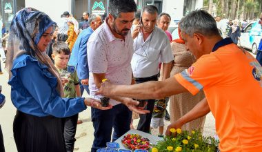 MERSİN BÜYÜKŞEHİR’DEN MEZARLIKLARDA BAYRAM KARŞILAMASI
