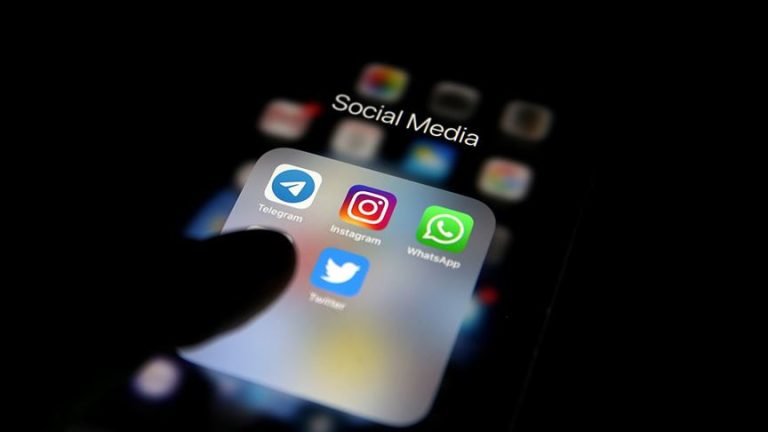 ‘Sosyal medya ve İnternet Medyası’ yasasının ilk 15 maddesi, TBMM Adalet Komisyonu’nda kabul edildi