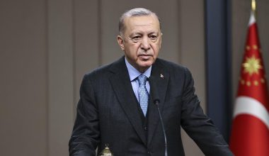 Erdoğan: Anket adı altında ortaya sürülen manipülasyon araçlarında verilmek istenen havaya hiç bakmayın