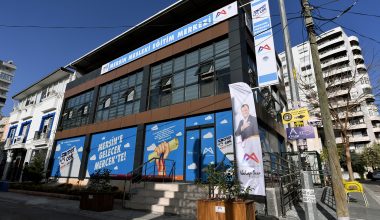 MERSİN BÜYÜKŞEHİR’DEN MERCEK’TE “DİJİTAL AKADEMİ” PROJESİ