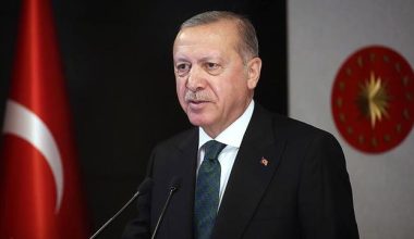 Cumhurbaşkanı Erdoğan’dan Yunanca tweet: Yunanistan pişman olacağı söylemlerden uzak durmalı