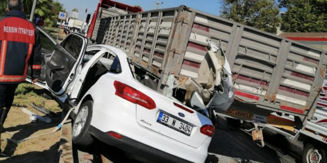 Mersin-Tarsus karayolunda feci trafik kazasında 3 kişi öldü