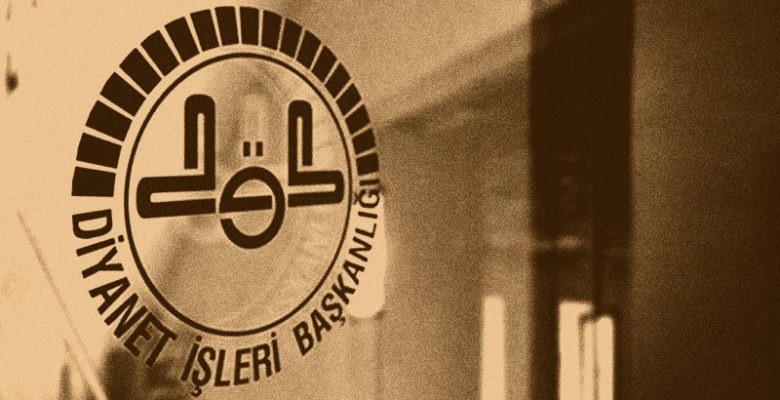 Diyanet’in “Fiyatları tayin eden Allah’tır” fetvasına sosyal medyada tepki yağdı; “Vergileri de Allah’a mı veriyoruz?”