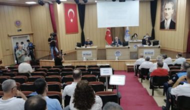 Akdeniz’de “Olağanüstü Fırsat” Meclisi! AKP’li başkan 17 üyeyle kritik kararları geçirdi