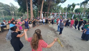 MERSİN BÜYÜKŞEHİR’DEN EMEKÇİ KADINLARA EĞLENCE PROGRAMI