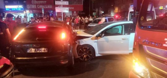 Mersin’de trafik kazası: 1 Kadın öldü, 4 yaralı