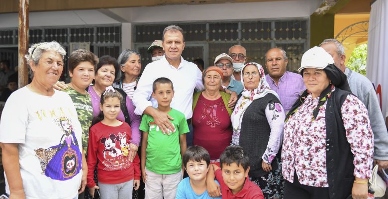 BAŞKAN SEÇER, ANAMUR VE BOZYAZI KIRSALINDA VATANDAŞLARLA BULUŞTU