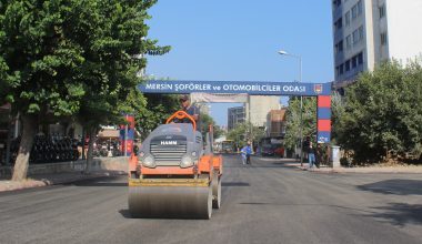 MERKEZDE VE KIRSALDA YOL ÇALIŞMALARINA DEVAM
