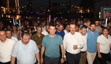 Yenişehir sokaklarında zafer coşkusu