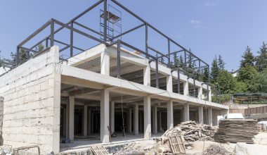 ÇAMLIYAYLA’NIN TRAFİK SORUNU ÇÖZÜLÜYOR