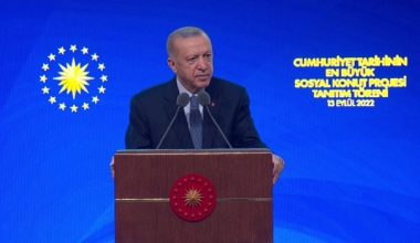 Erdoğan: Toplam 850 bin lira fiyata sahip 3+1 konutların ödemesi 3 bin 187 liradan başlayan taksitlerle 240 ay vade ile yapılacak