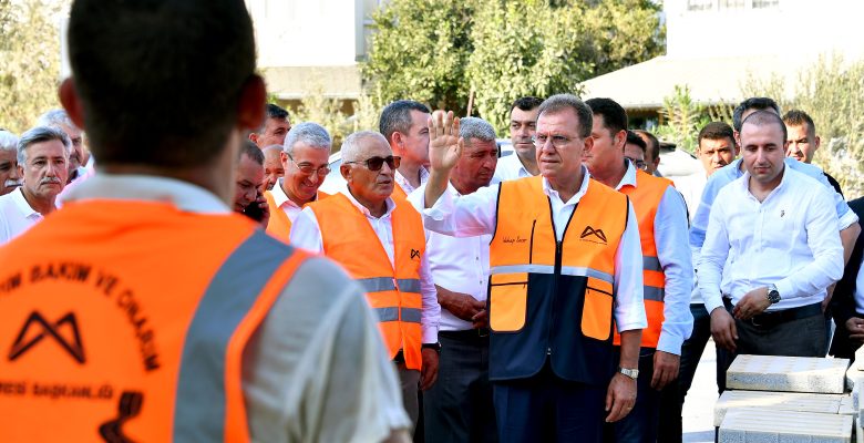 BÜYÜKŞEHİR, SİLİFKE’DE YILLARIN SORUNU OLAN YOLA EL ATTI