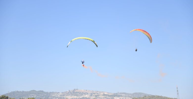 Yenişehir Gelincik Tepesi hava sporlarının merkezi haline geliyor