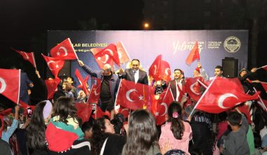 BAŞKAN YILMAZ, CUMHURİYET BAYRAMI’NI KUTLADI