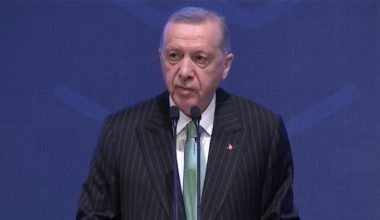 Erdoğan’dan gençlere tavsiye: Hiçbir dayanağı olmayan kripto para kumarlarına yönelmek yerine, blokzincir teknolojisi gibi yeniliklere yönelin