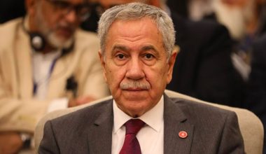 Bülent Arınç: Söylenmesi gereken hakikatler olan sözlerim üzerinden kimse bize muhaliflik kisvesi giydirmeye kalkmasın