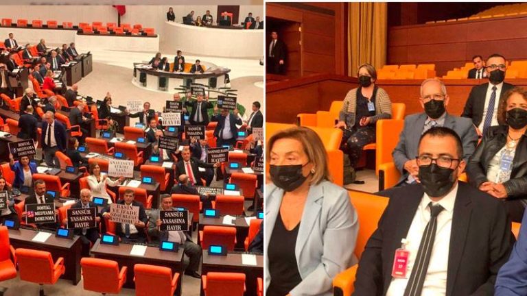 “Sansür yasası” teklifi TBMM’de protesto edildi: CHP’li vekiller pankart açtı, gazeteciler siyah maske taktı
