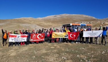 BÜYÜKŞEHİR’DEN 29 EKİM CUMHURİYET TIRMANIŞINA DESTEK