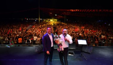 Cumhuriyet Bayramı Yenişehir’de  Volkan Konak konseriyle kutlandı