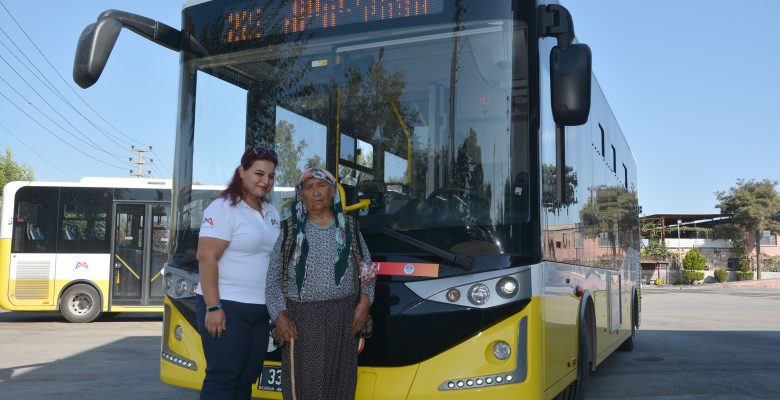 KADIN OTOBÜS ŞOFÖRÜNDEN ÖRNEK DAVRANIŞ