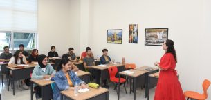Yenişehir Belediyesinin ücretsiz YKS kursu başladı