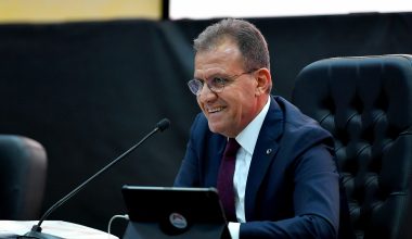 BAŞKAN SEÇER: “BİR SONRAKİ DÖNEMDE SOSYAL KONUT HAMLESİ GERÇEKLEŞTİRECEĞİZ”
