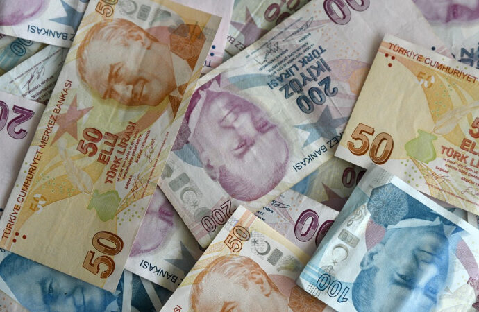 Memur ve emeklinin zamlı maaşları tek tek hesaplandı! İşte 2023 maaş tablosu…