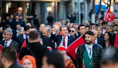 SEÇER:“BASKI İKLİMİNİ AŞACAK TARİHSEL BİRİKİME SAHİBİZ ”