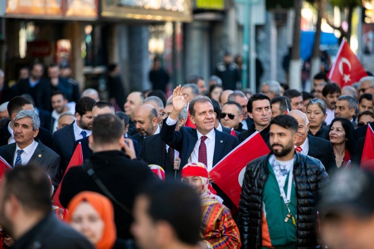 SEÇER:“BASKI İKLİMİNİ AŞACAK TARİHSEL BİRİKİME SAHİBİZ ”