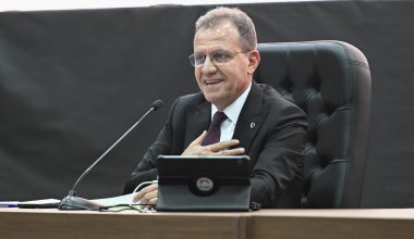 BAŞKAN SEÇER: “2023 YILINDA DA ÖNEMLİ ÇALIŞMALARIN ALTINA İMZA ATACAĞIMIZI UMUT EDİYORUM”