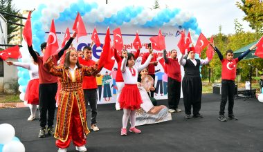 ÖZEL BİREYLER DOYASIYA EĞLENMENİN TADINI ÇIKARDI