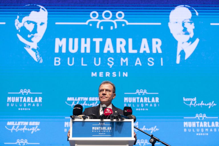 BAŞKAN SEÇER: “BİZLER MUHTARLARIMIZI SEVİYORUZ”