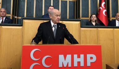 Bahçeli’den Sinan Ateş açıklaması: Menfur bir cinayetin içine tertemiz davamızı çekmek için kudurmuş gibi faaliyete giren kansızlara eyvallah etmeyeceğiz