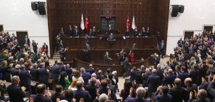 Erdoğan’ın A takımına tüzük engeli: 56 milletvekili önümüzdeki seçimde 3 dönem kuralına takılıyor